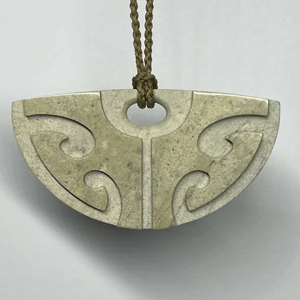 Nelson Pakohe Pendant
