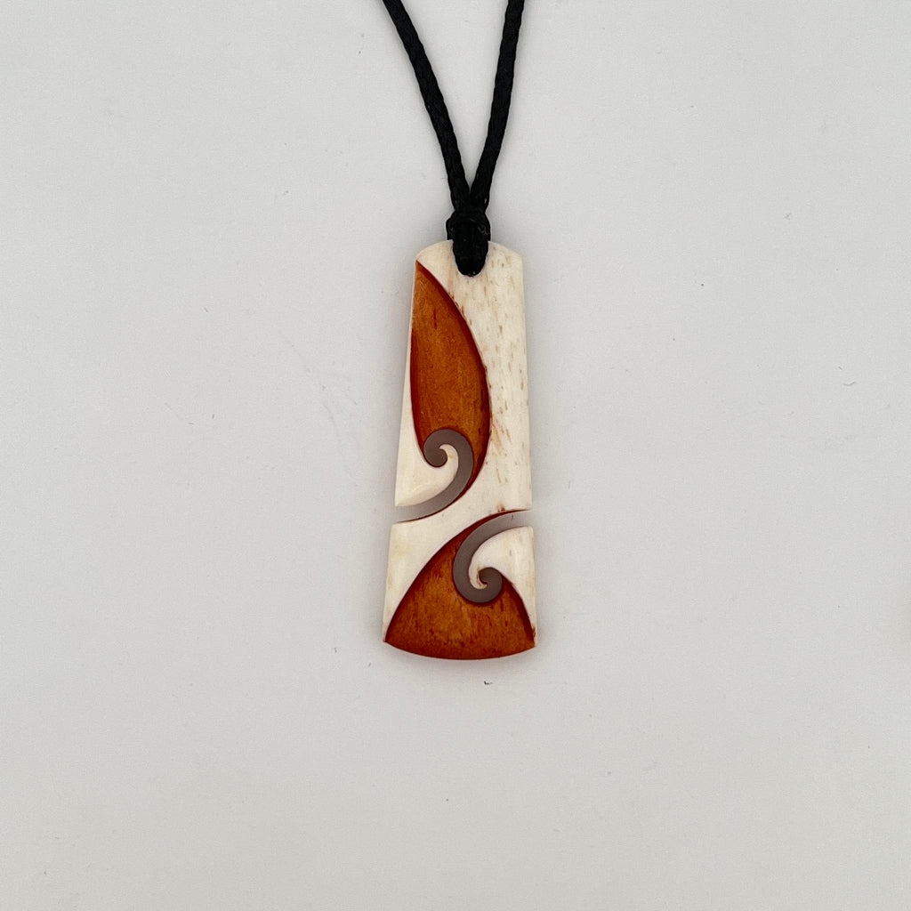 Toki Bone Art With 2 Korus